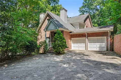 6415 River Chase Cir, Sandy Springs, GA 30328