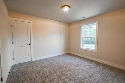 Bedroom - 865 Elder Dr, Jefferson, GA 30549 photo 6 of 9