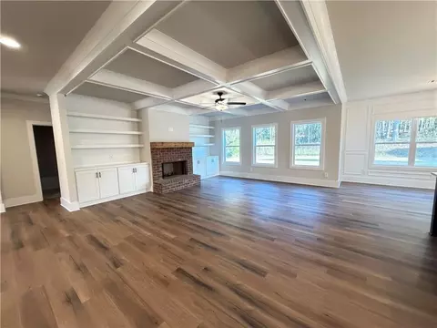 Living - 865 Elder Dr, Jefferson, GA 30549 photo 1 of 4