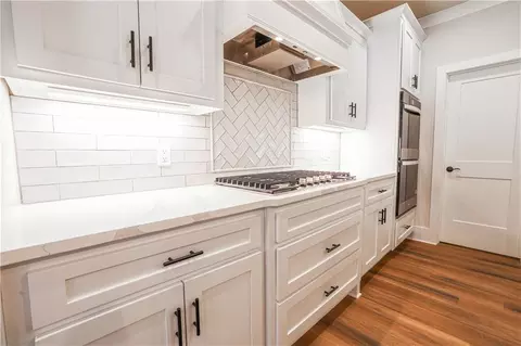 Kitchen - 865 Elder Dr, Jefferson, GA 30549 photo 3 of 11