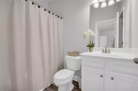 Bath - 3300 Deaton Trl, Buford, GA 30519 photo 4 of 4