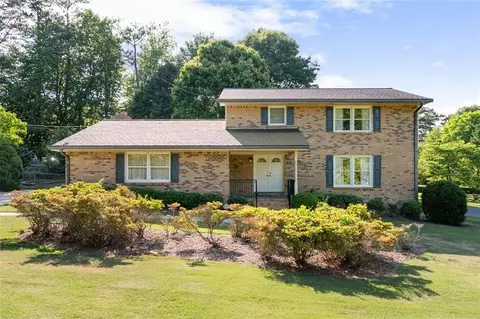 465 Pine Forest Dr, Lawrenceville, GA 30046