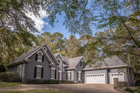 Exterior - 21 River Pine Dr, Rome, GA 30165 photo 2 of 12