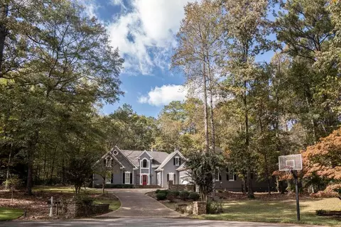 Exterior - 21 River Pine Dr, Rome, GA 30165 photo 4 of 12