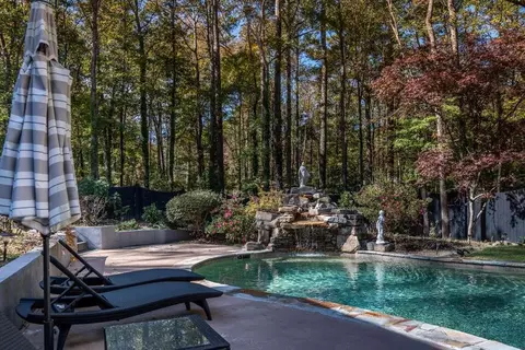 Exterior - 21 River Pine Dr, Rome, GA 30165 photo 6 of 12