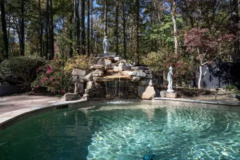 Exterior - 21 River Pine Dr, Rome, GA 30165 photo 7 of 12