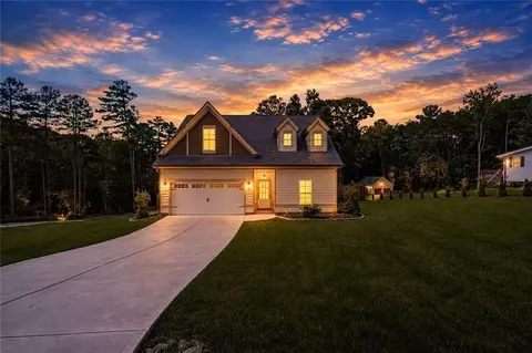 5466 Whitehall Rd, Lula, GA 30554