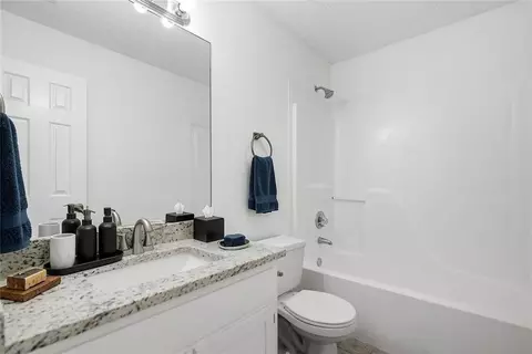 Bath - 115 Stoneview Cir, Covington, GA 30016 photo 1 of 5