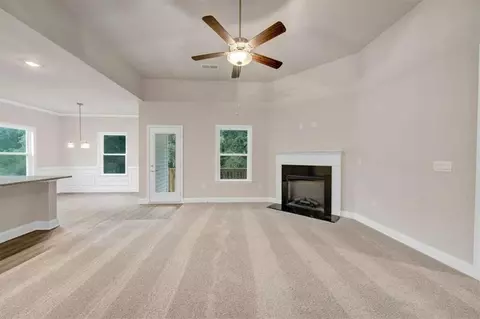 Living - 216 Rhett Dr, Bowdon, GA 30108 photo 2 of 3