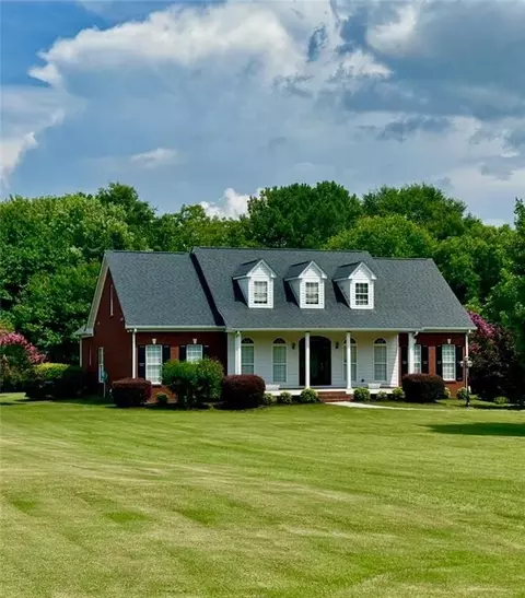 2899 N Sharon Church Rd, Loganville, GA 30052