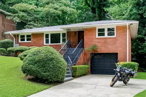3028 Baker Ridge Dr NW, Atlanta, GA 30318