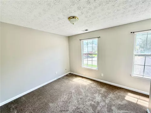 Bedroom - 20 Hampton Dr, Cartersville, GA 30121 photo 3 of 4