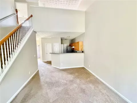 Living - 20 Hampton Dr, Cartersville, GA 30121 photo 2 of 3