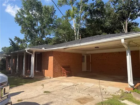 3941 Lauada Dr, Douglasville, GA 30135