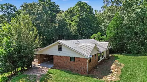 476 Smoak Rd, Griffin, GA 30223