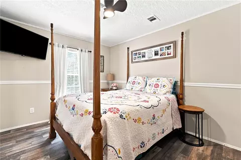 Bedroom - 82 Gregory Dr, Jasper, GA 30143 photo 2 of 5