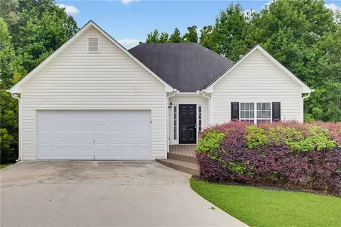 317 St Charles Ave, Dallas, GA 30157