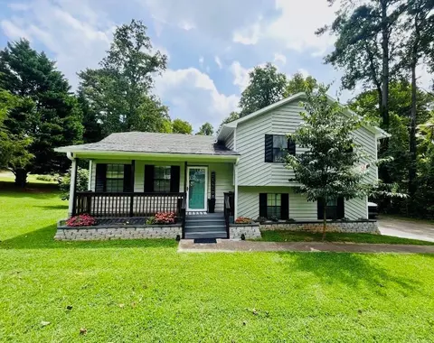 2655 Montego Dr, Buford, GA 30519
