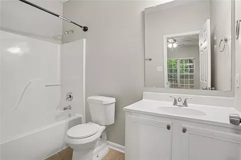 Bath - 6655 Sunset Park, Rex, GA 30273 photo 1 of 2