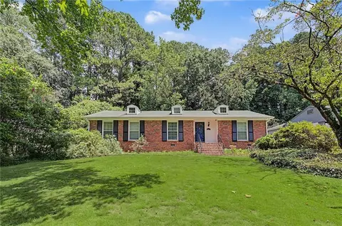 2037 Desmond Dr, Decatur, GA 30033