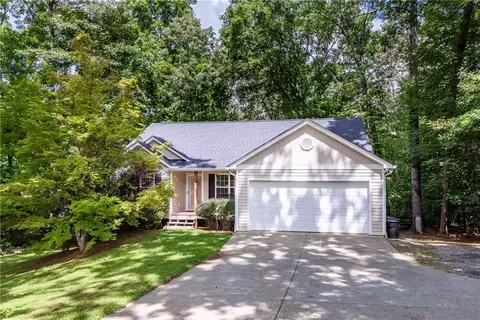 1218 Roundtop Rd, Ellijay, GA 30540