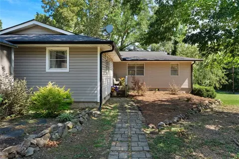 Exterior - 150 Beard Lake Rd SE, Rome, GA 30161 photo 4 of 10