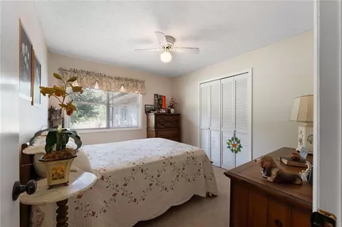 Bedroom - 150 Beard Lake Rd SE, Rome, GA 30161 photo 3 of 4