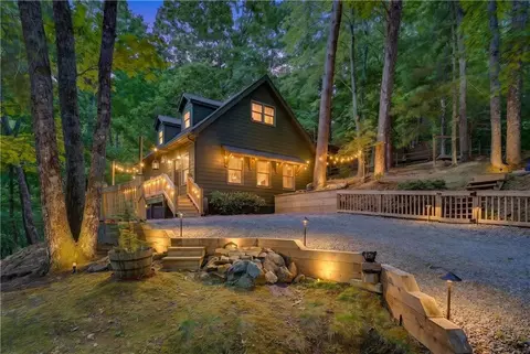 747 Mountain Oak Rd, Ellijay, GA 30536