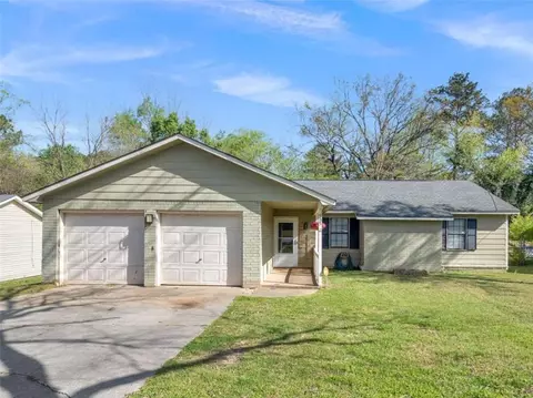 535 Oak Trace Ct, Jonesboro, GA 30238