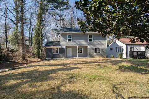 1471 Centra Villa, Atlanta, GA 30311