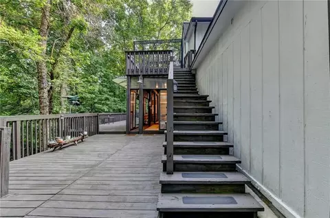 Exterior - 117 Ridge Rd, Berkeley Lake, GA 30096 photo 7 of 10