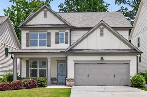 5544 Shallow Branch Dr, Flowery Branch, GA 30542