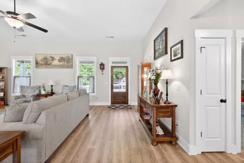 Entry Way - 498 Michael Etchinson Rd, Monroe, GA 30655 photo 3 of 7