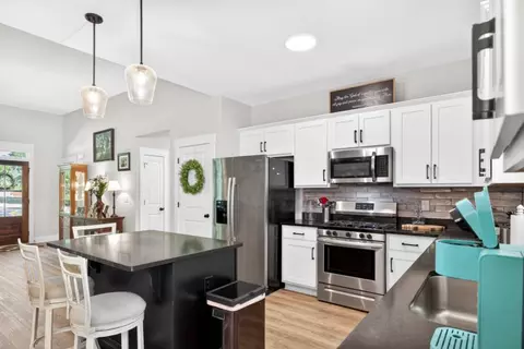 Kitchen - 498 Michael Etchinson Rd, Monroe, GA 30655 photo 2 of 2