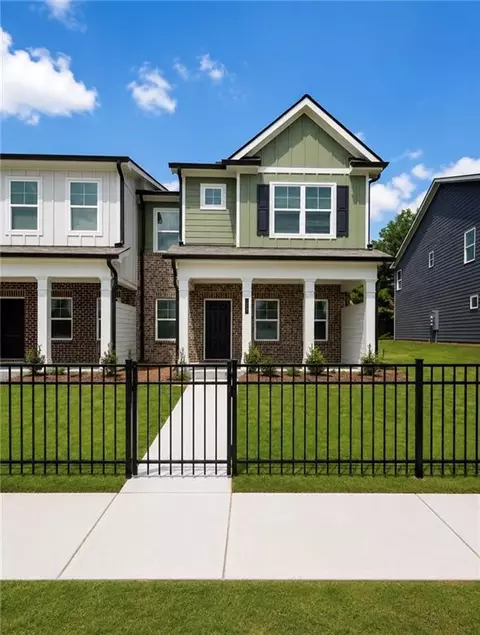 3277 Lake Carlton Rd SW, Loganville, GA 30052