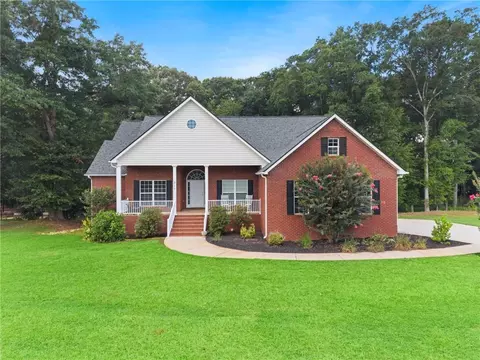 316 Mckibben Dr, Locust Grove, GA 30248