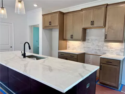 348 Marigold Ln, Woodstock, GA 30188