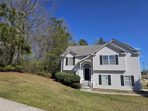68 Georgias Ln, Dallas, GA 30157