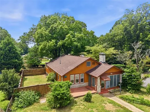 1012 SW Birch St SW, Atlanta, GA 30310