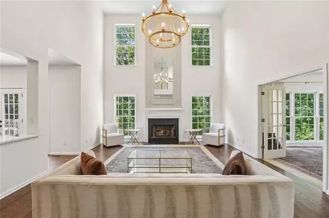 1305 Rosewood Dr, Alpharetta, GA 30005