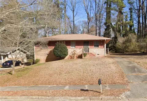 808 Plainville Cir SW, Atlanta, GA 30331