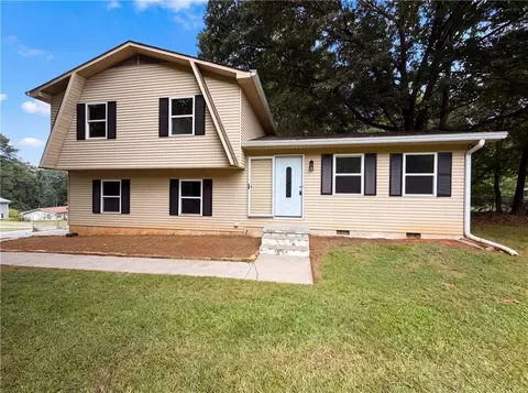 3691 Lavilla Dr, Powder Springs, GA 30127