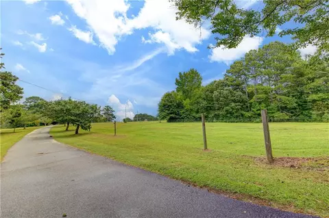 Exterior - 3861 Post Rd, Winston, GA 30187 photo 4 of 44