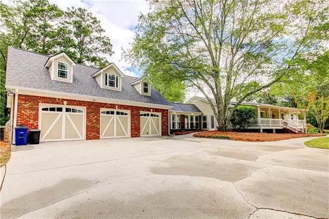 Exterior - 3861 Post Rd, Winston, GA 30187 photo 5 of 44