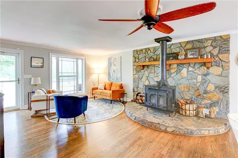 Living - 3861 Post Rd, Winston, GA 30187 photo 1 of 7