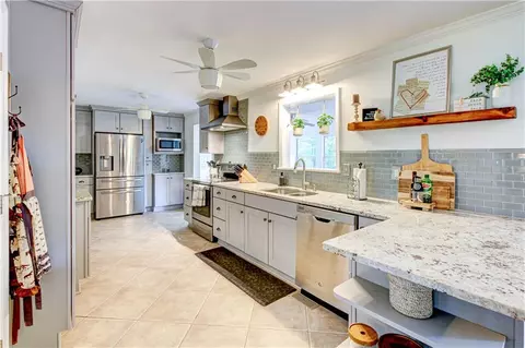 Kitchen - 3861 Post Rd, Winston, GA 30187 photo 5 of 9