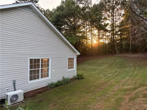 Exterior - 1447 Millstone Ct, Bethlehem, GA 30620 photo 19 of 26