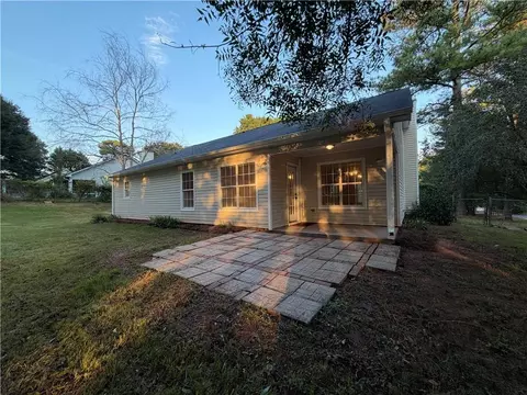 Exterior - 1447 Millstone Ct, Bethlehem, GA 30620 photo 10 of 26