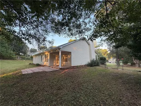 Exterior - 1447 Millstone Ct, Bethlehem, GA 30620 photo 9 of 26