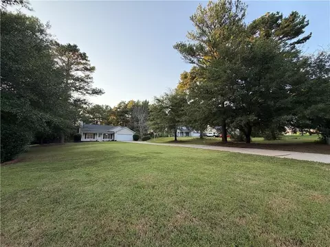 Exterior - 1447 Millstone Ct, Bethlehem, GA 30620 photo 23 of 26